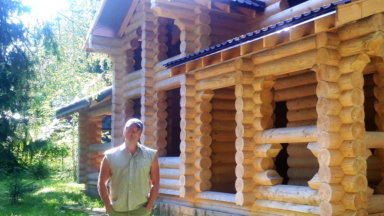 Строительство домов из оцилиндрованного бревна в Крыму